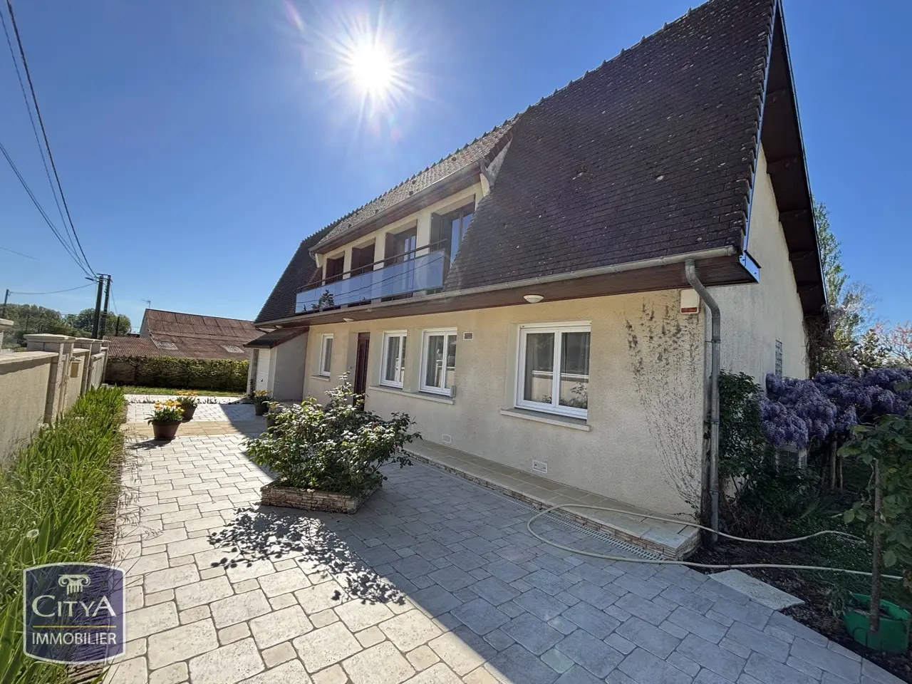 Photo 1 Maison 5 pièces 250m²