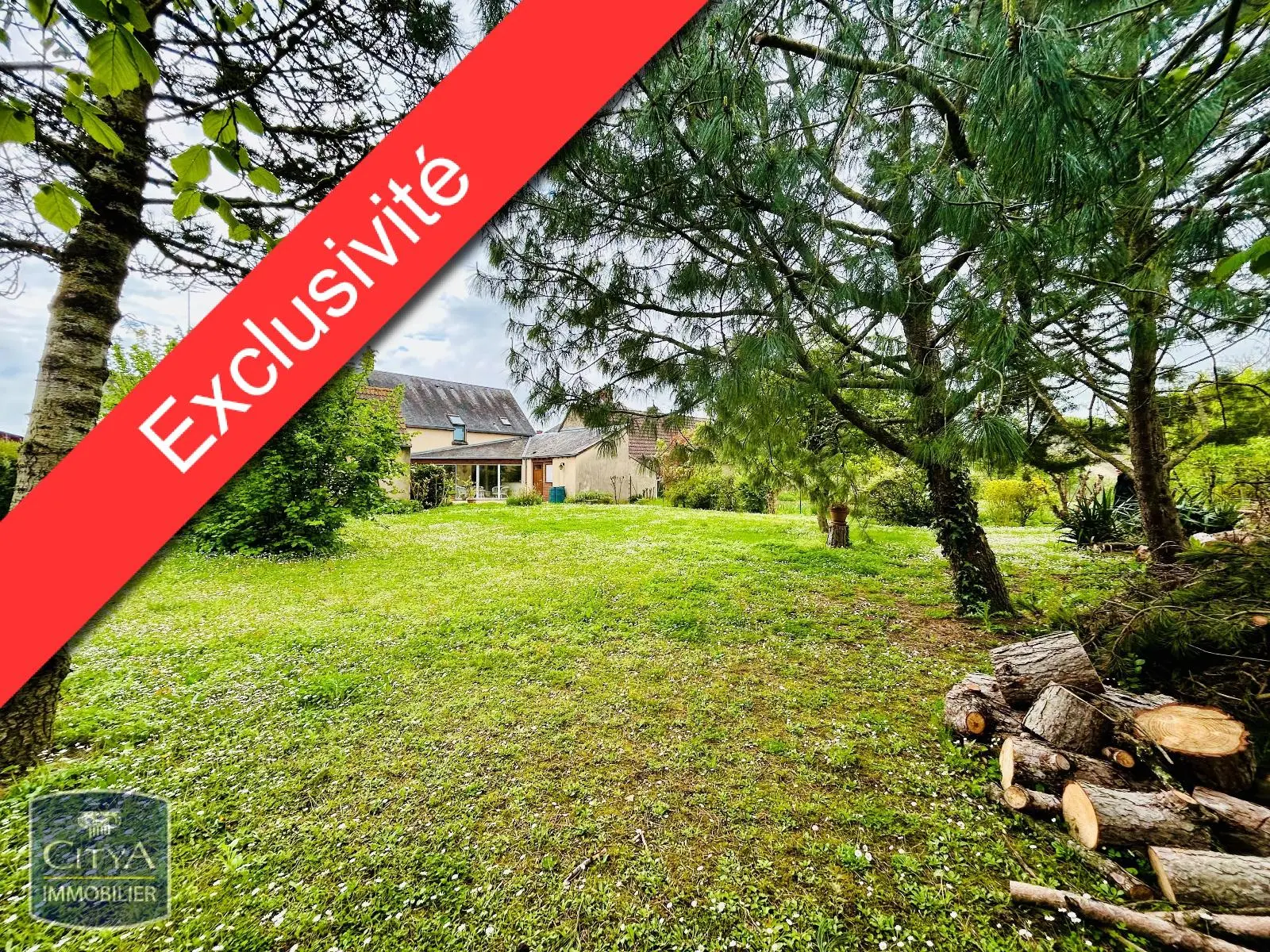 Photo 1 Maison 8 pièces 145m²