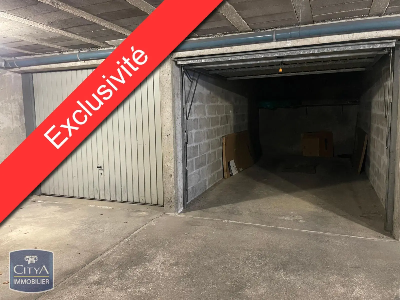 Photo 1 Parking 13m²