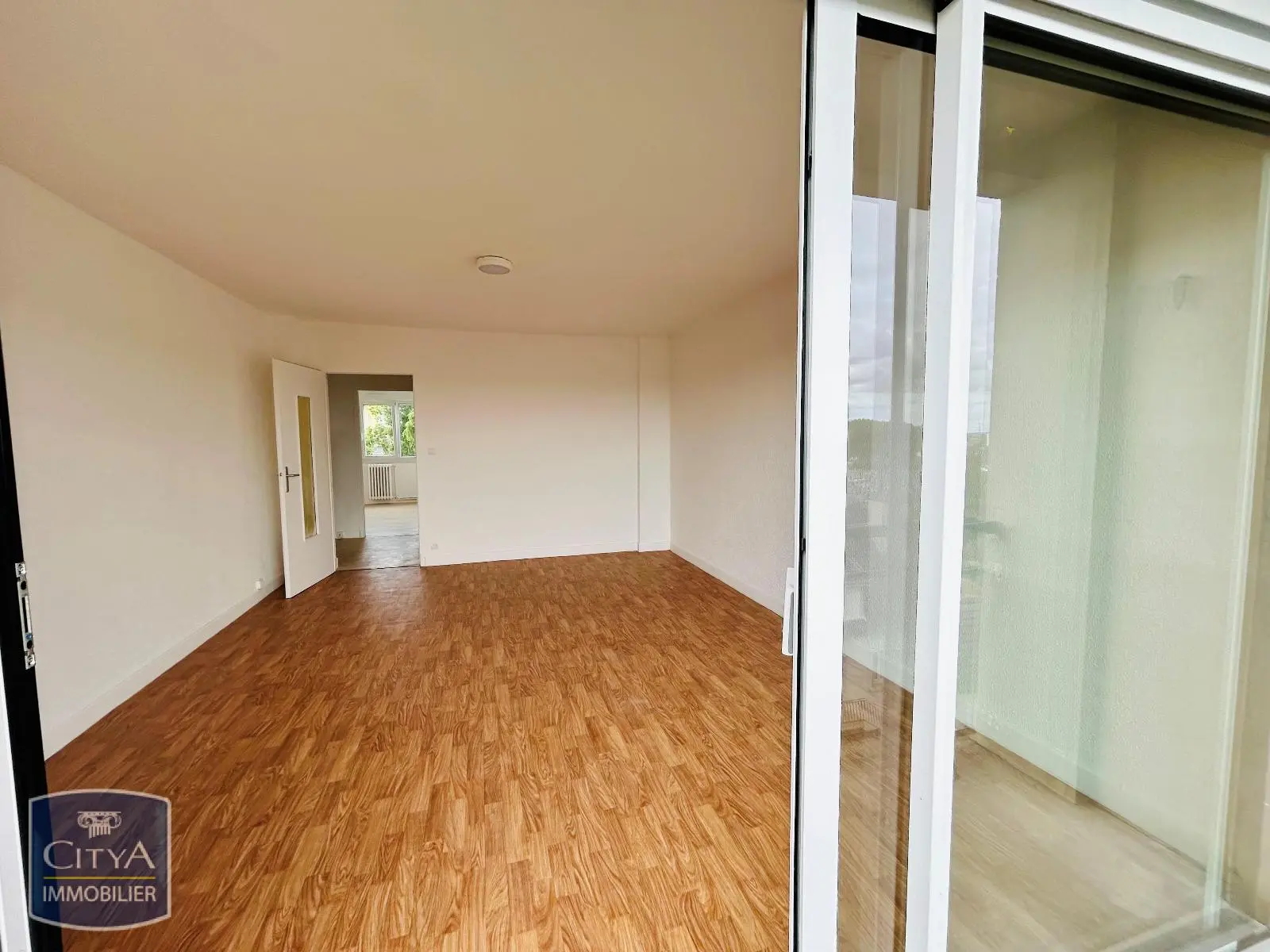 Photo 2 Appartement 3 pièces 65m²