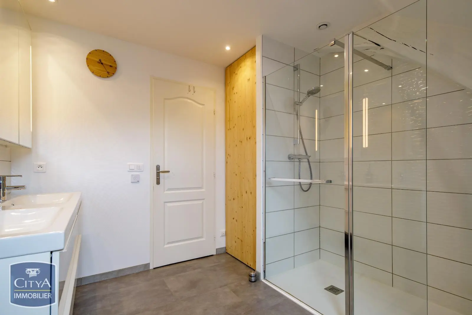 Photo 12 Maison 5 pièces 150m²