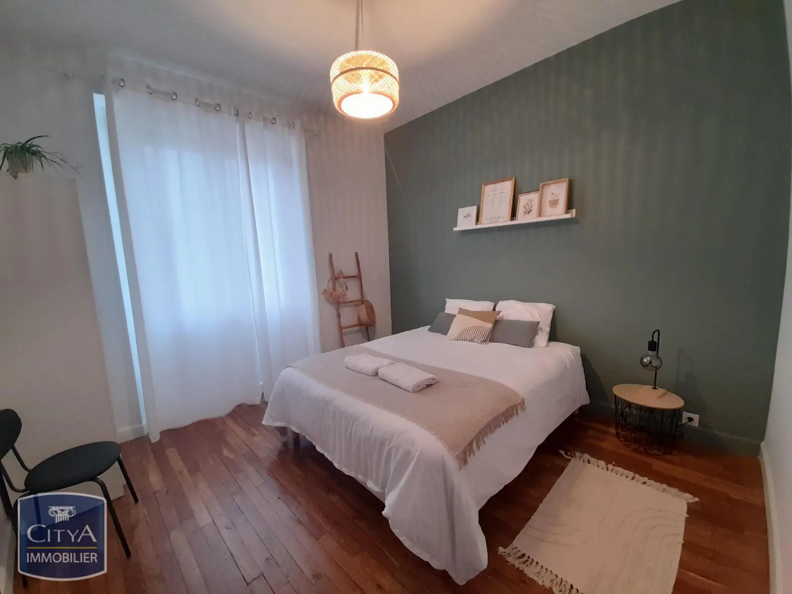 Photo 4 Immeuble 300m²