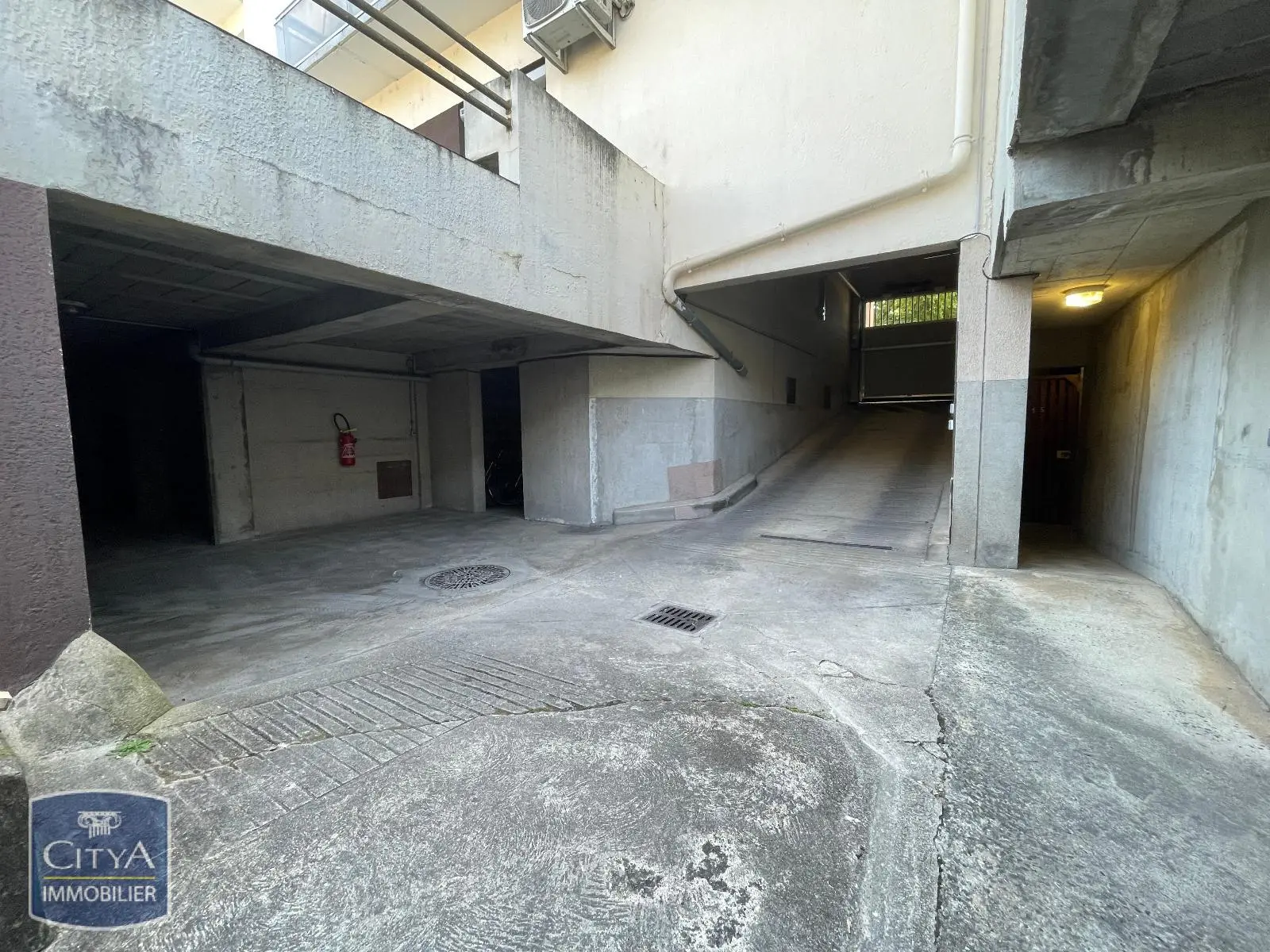 Photo 4 Parking 13m²