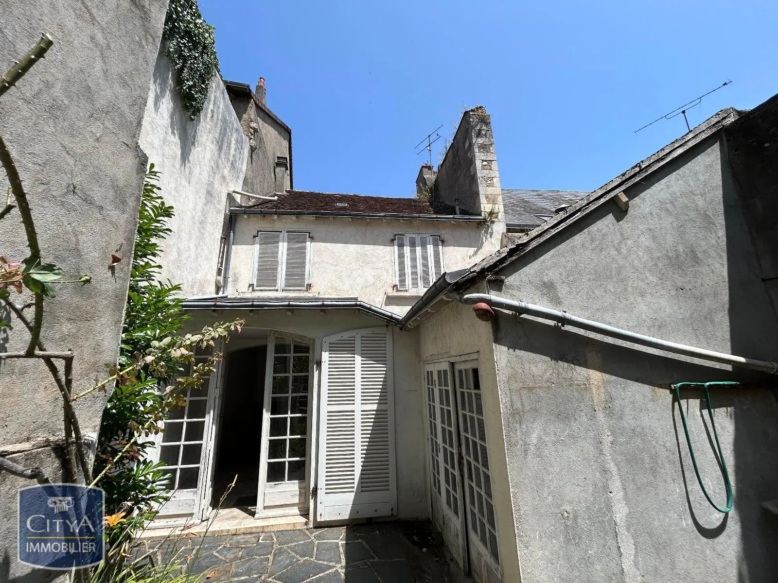 Photo 1 Maison 6 pièces 105m²