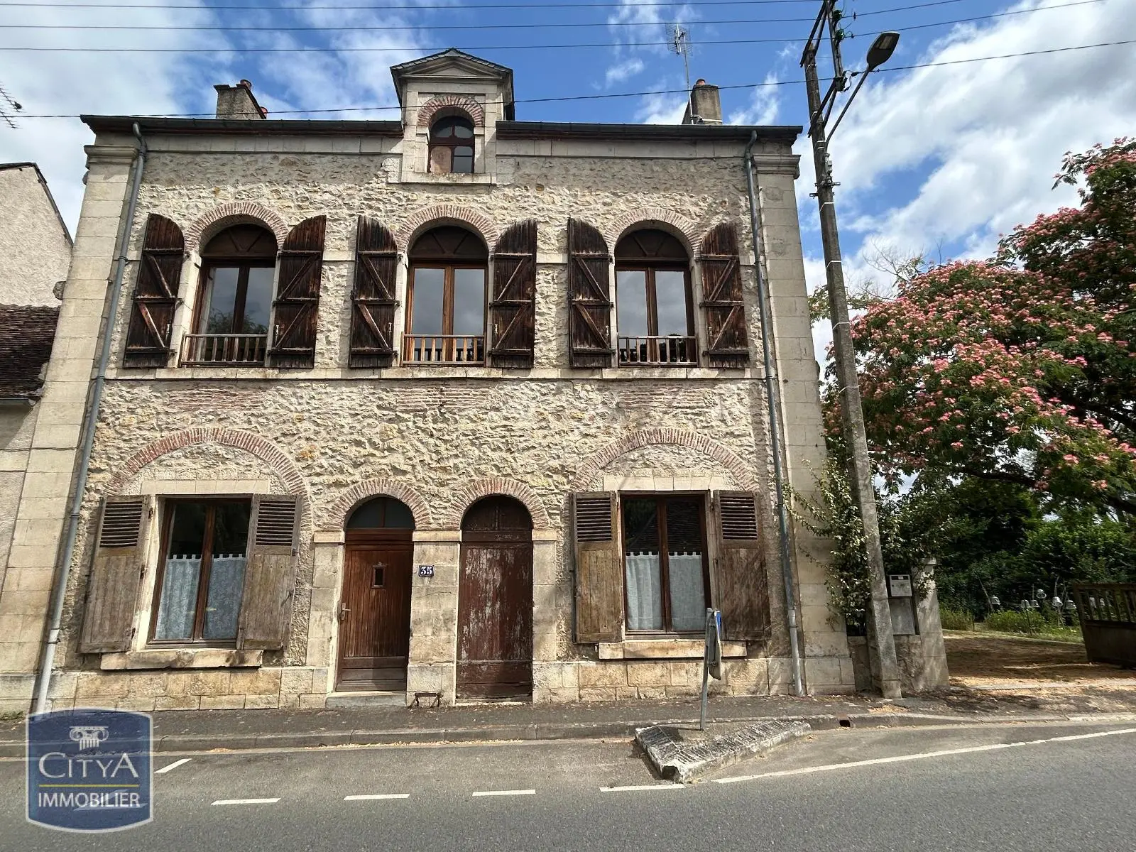 Photo 1 Maison 4 pièces 127m²