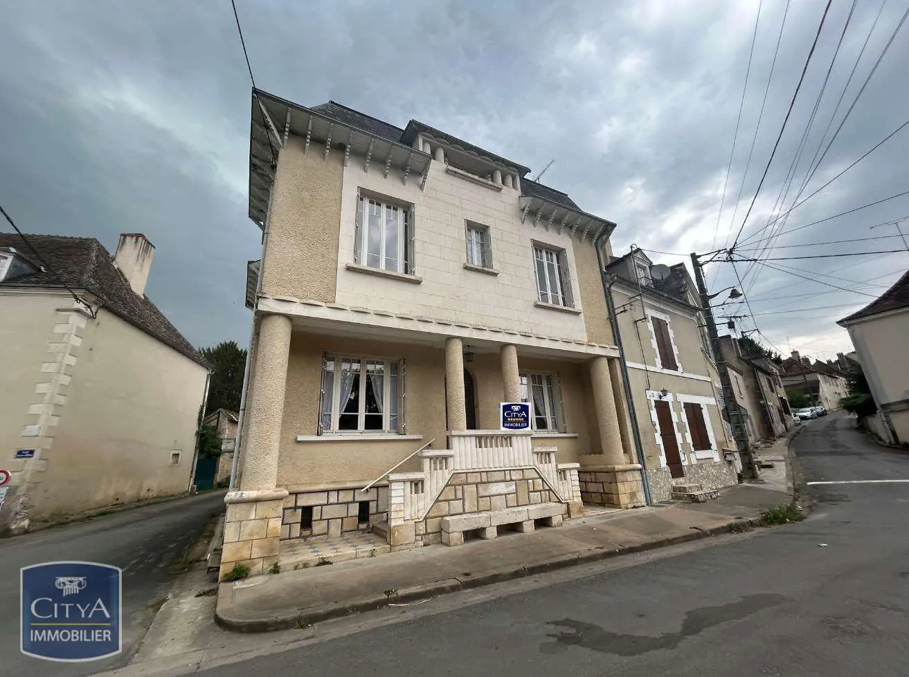 Photo 1 Maison 7 pièces 146m²