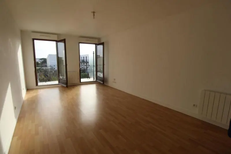 Photo 1 Appartement 1 pièce 32.24m²