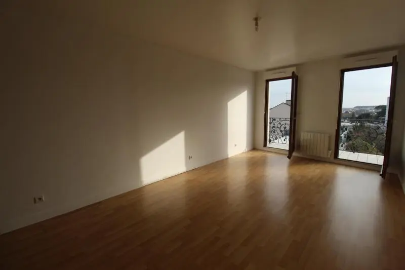 Photo 2 Appartement 1 pièce 32.24m²