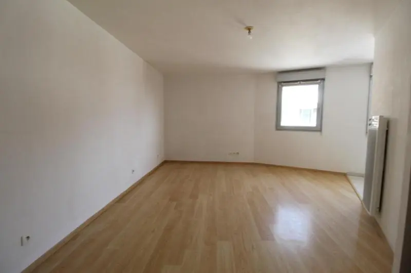 Photo 2 Appartement 1 pièce 32.1m²