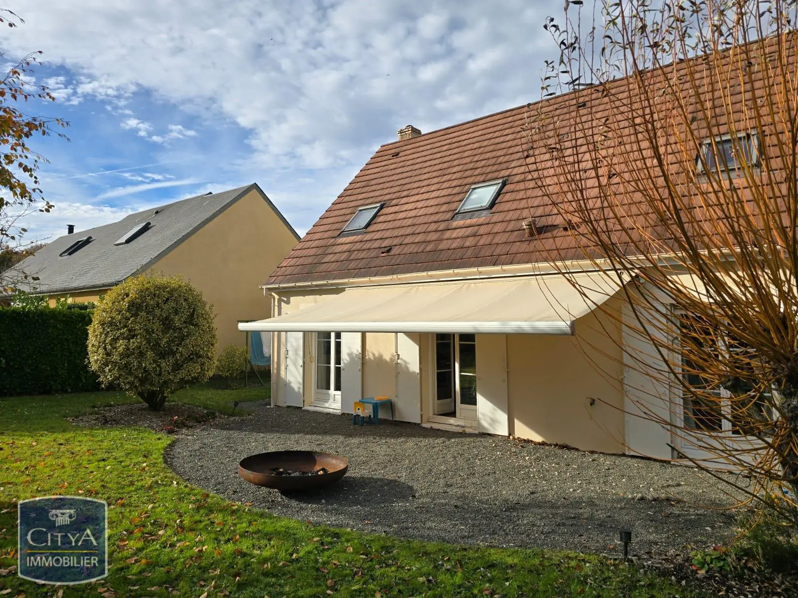 Photo 1 Maison 6 pièces 117m²