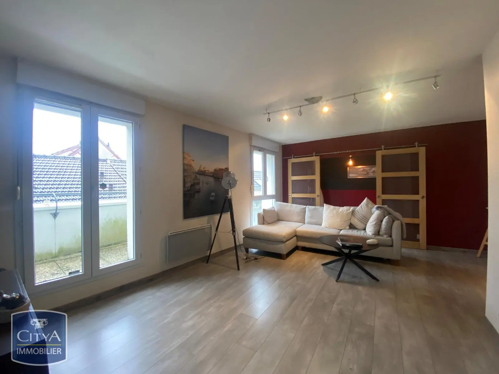 Photo 1 Appartement 5 pièces 97.91m²