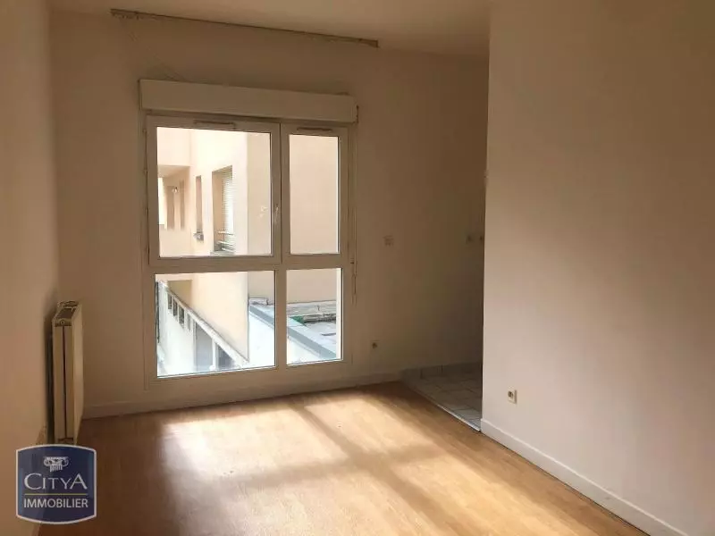 Photo Appartement 1 pièce 19.74m²