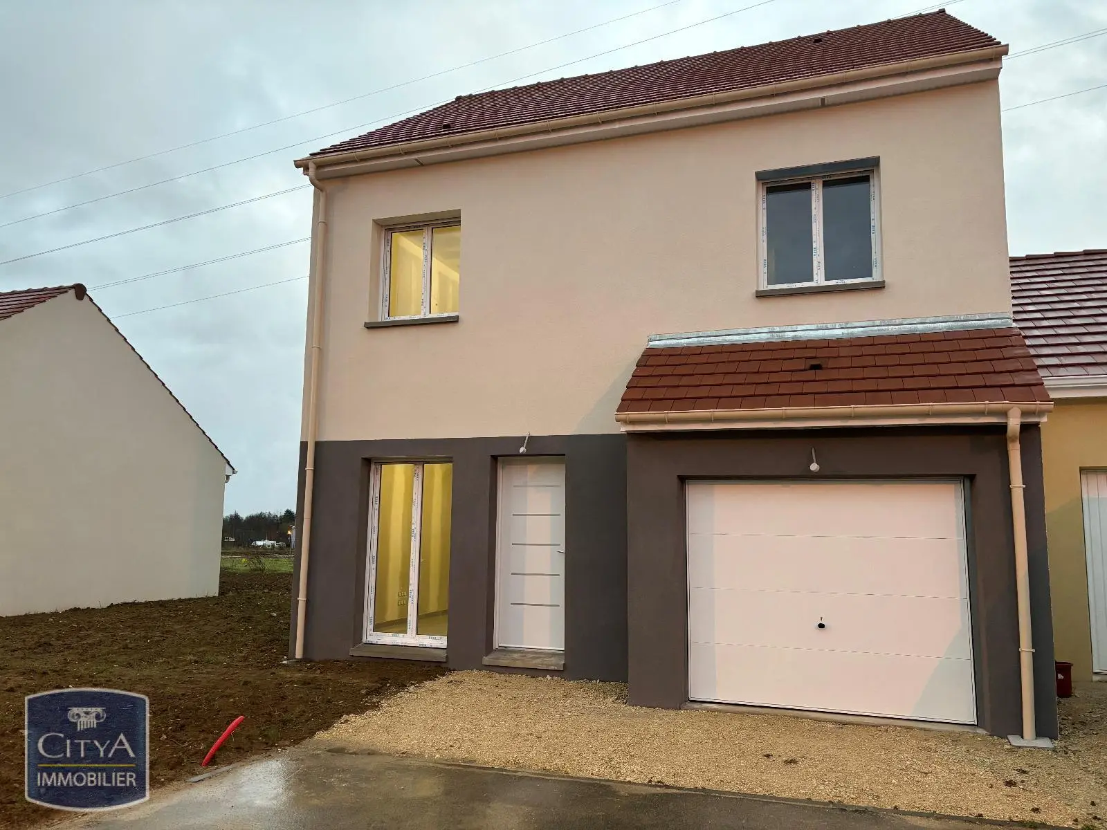 Photo 1 Maison 4 pièces 84.87m²