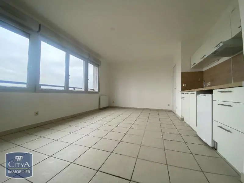 Photo 3 Appartement 1 pièce 31.22m²