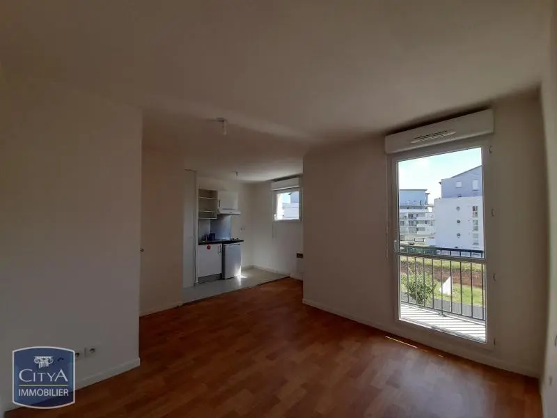 Photo 2 Appartement 1 pièce 23.3m²