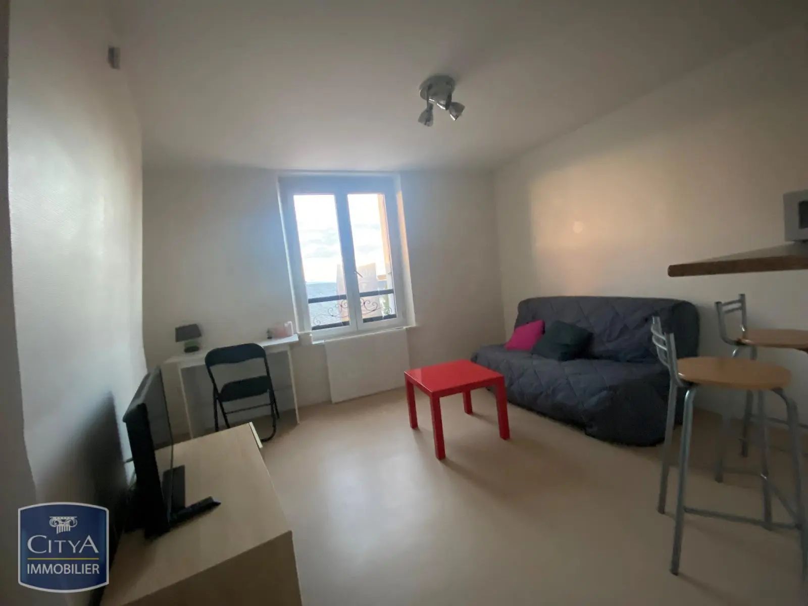 Photo 2 Appartement 1 pièce 21.64m²