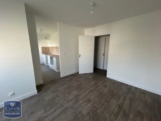 Photo 1 Appartement 1 pièce 32.19m²