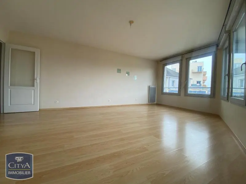 Photo 1 Appartement 2 pièces 56.66m²