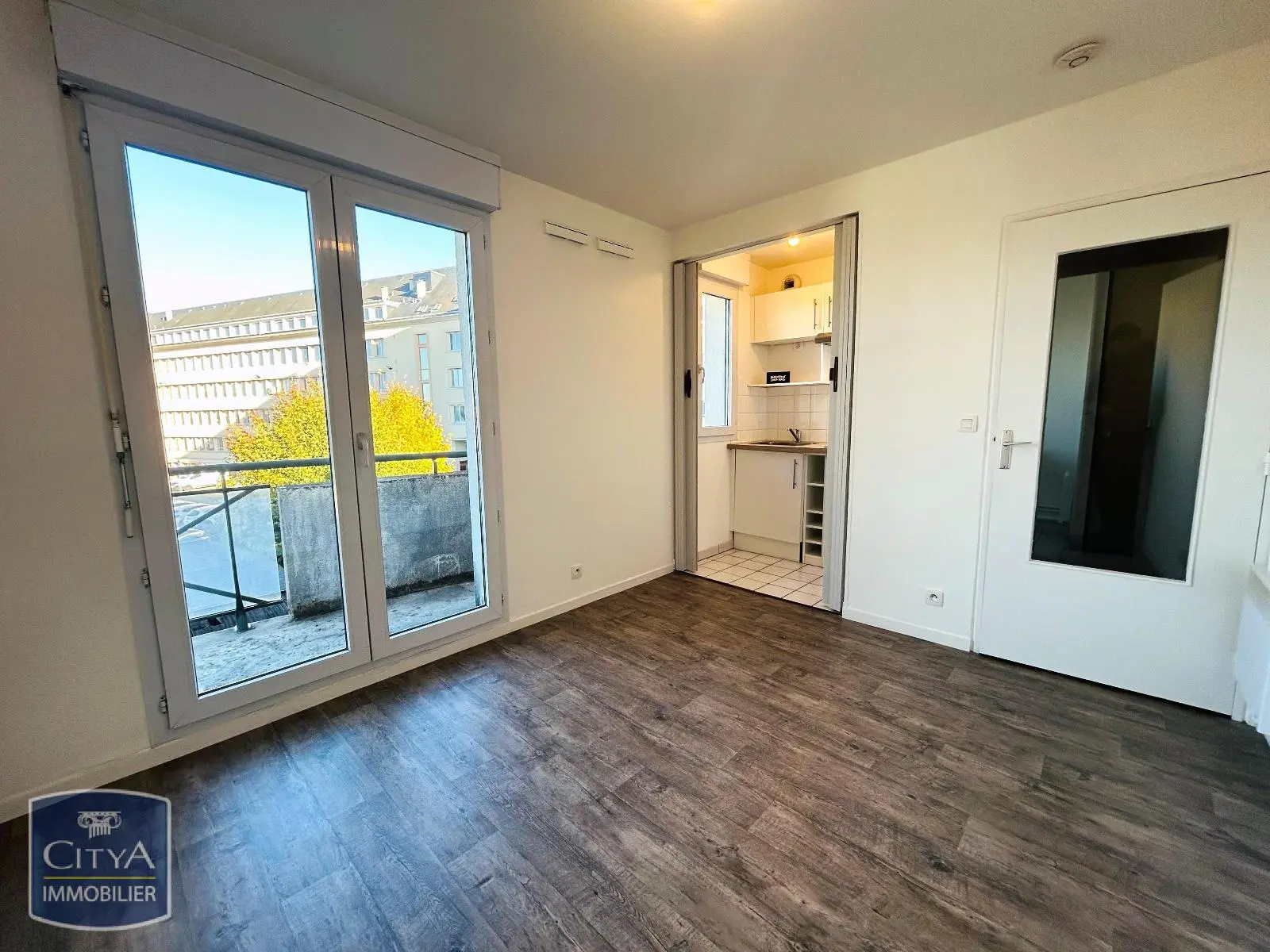 Photo 3 Appartement 1 pièce 18.8m²