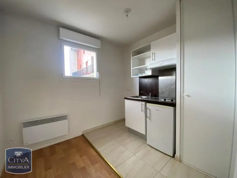 Photo 2 Appartement 1 pièce 23.33m²