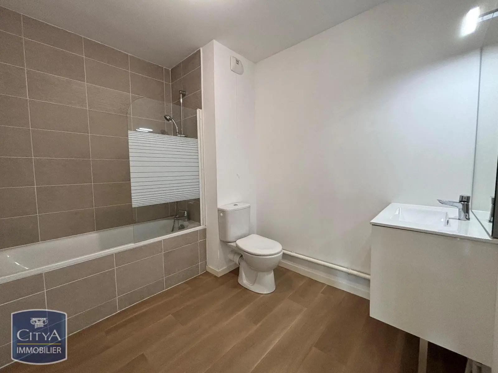 Photo 3 Appartement 2 pièces 46.7m²