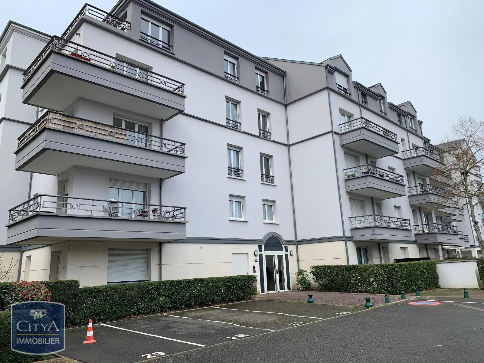 Photo 1 Appartement 1 pièce 28.33m²