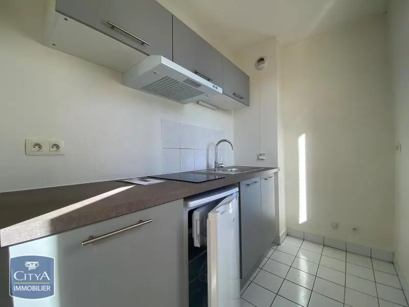 Photo 3 Appartement 1 pièce 25.82m²