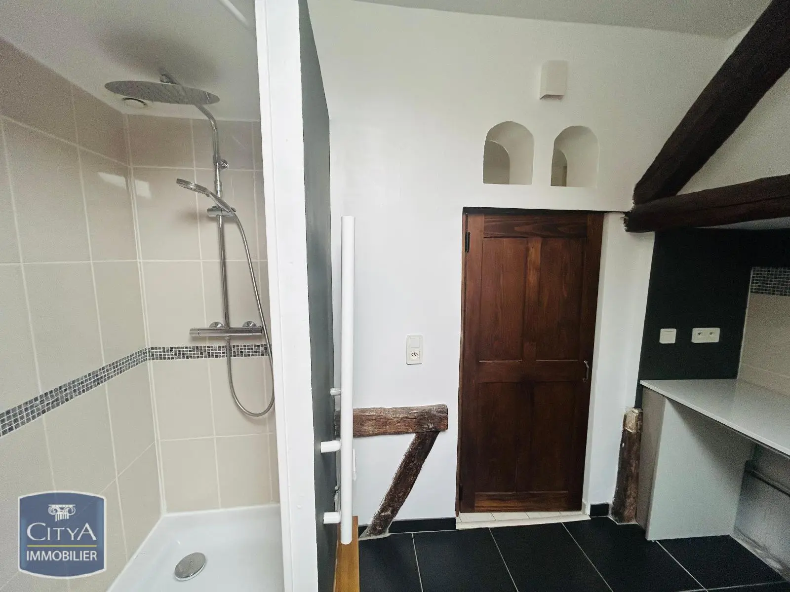 Photo 2 Appartement 2 pièces 59.81m²