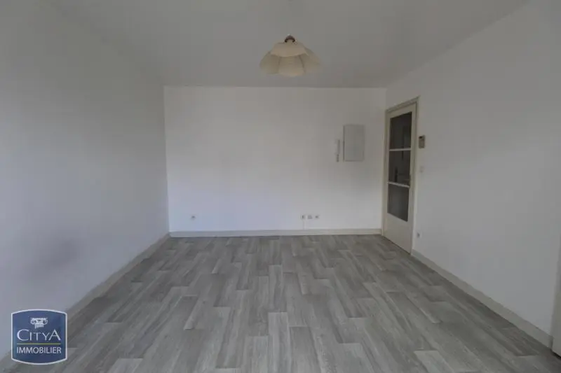 Photo 3 Appartement 1 pièce 25.58m²