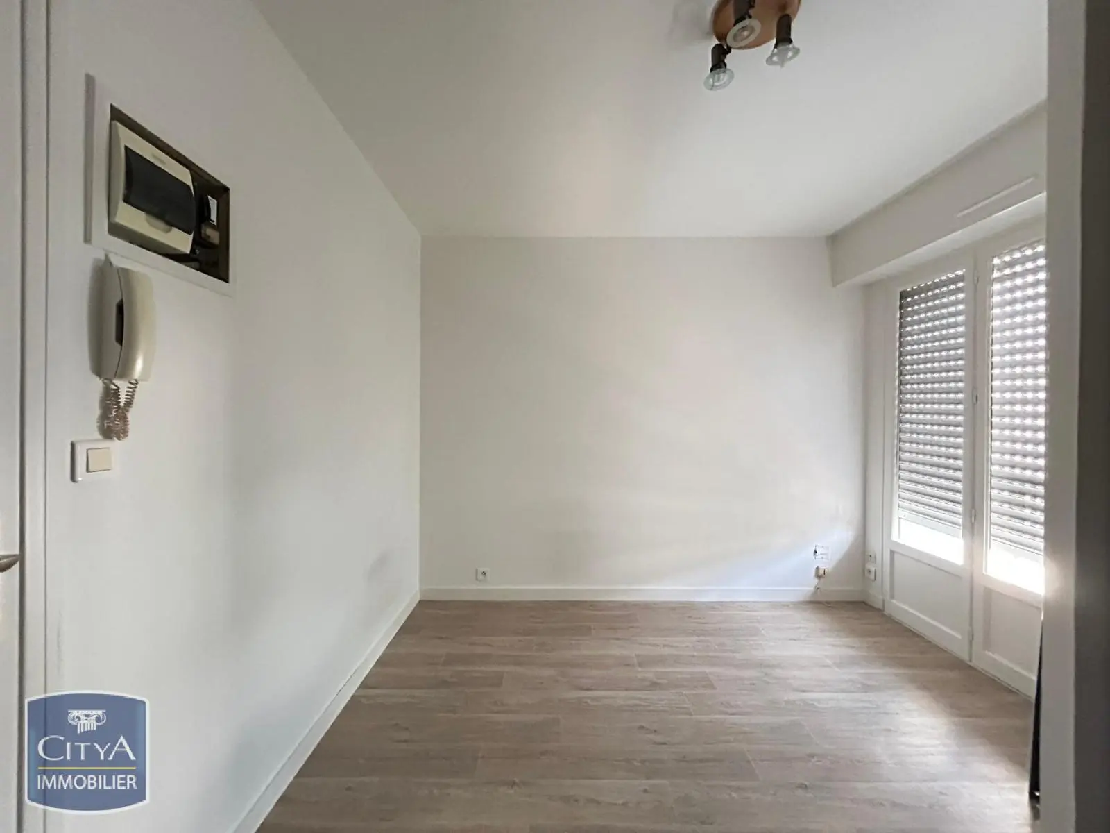 Photo 4 Appartement 1 pièce 12.72m²