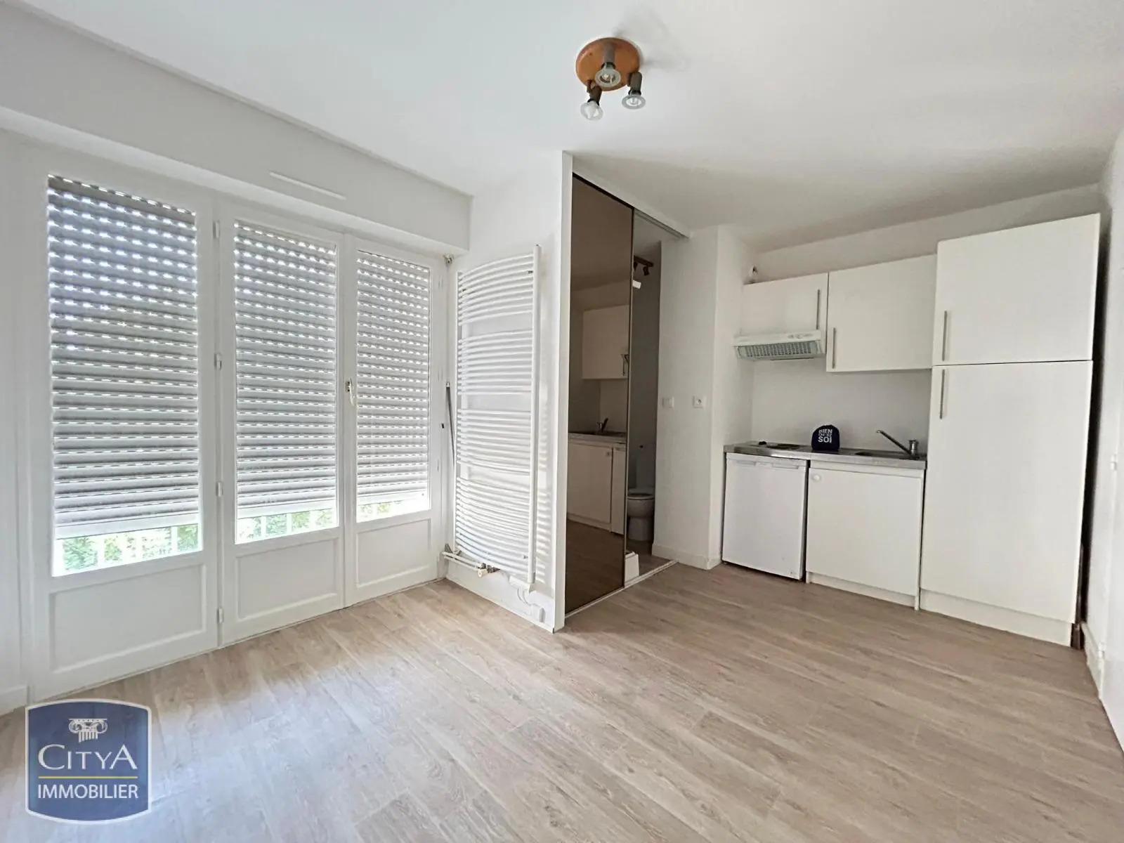 Photo 1 Appartement 1 pièce 12.72m²