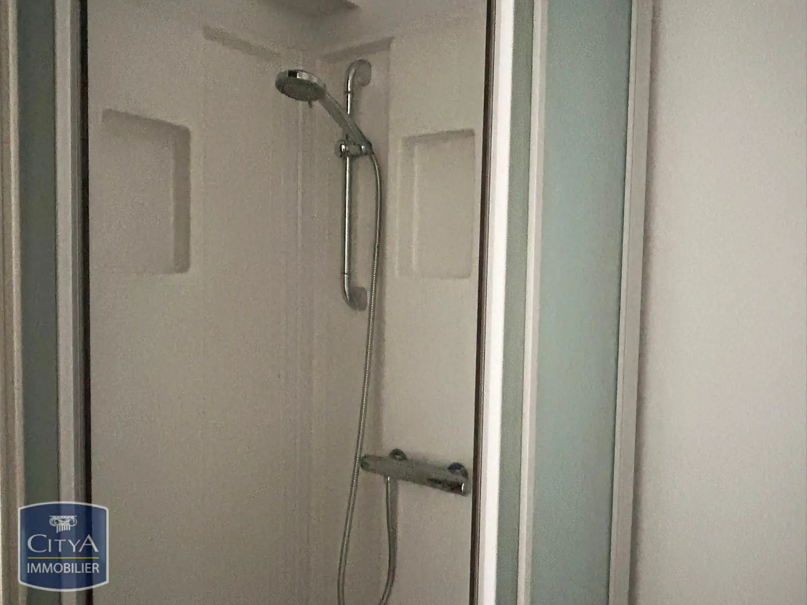 Photo 5 Appartement 1 pièce 12.72m²