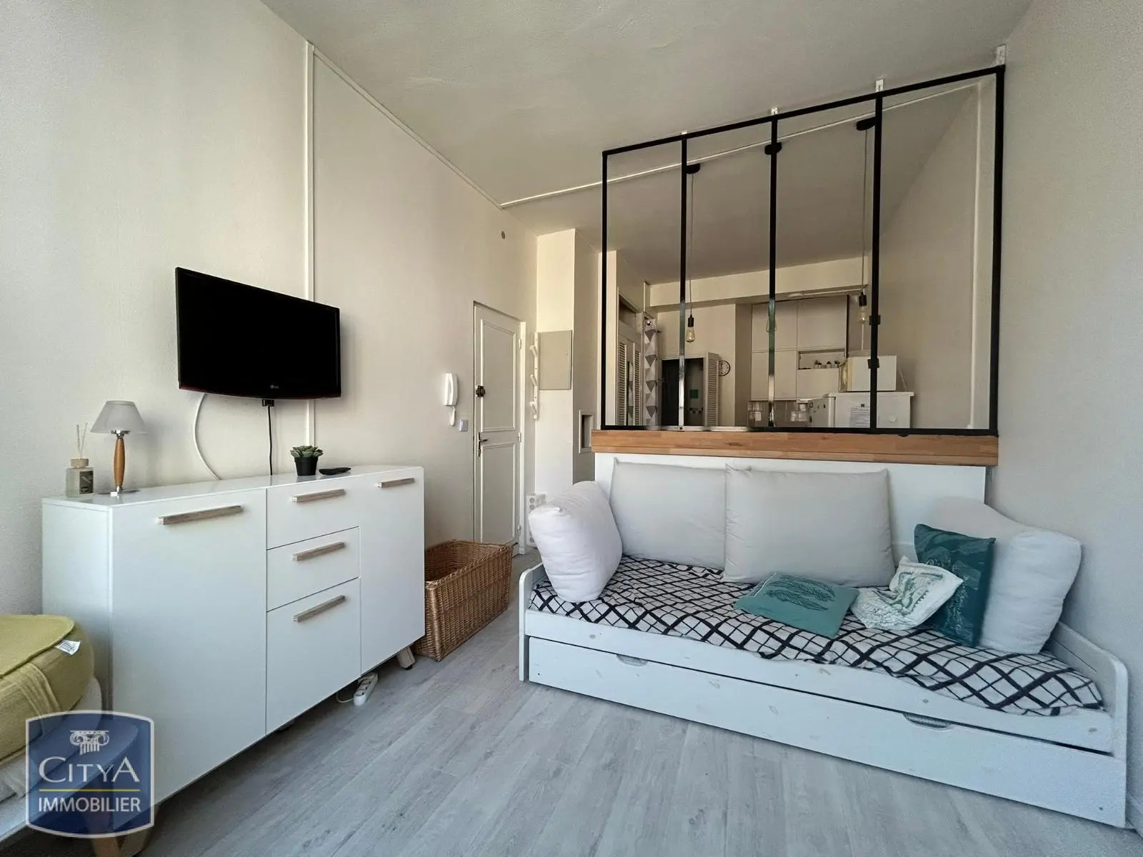 Photo 3 Appartement 1 pièce 22.87m²