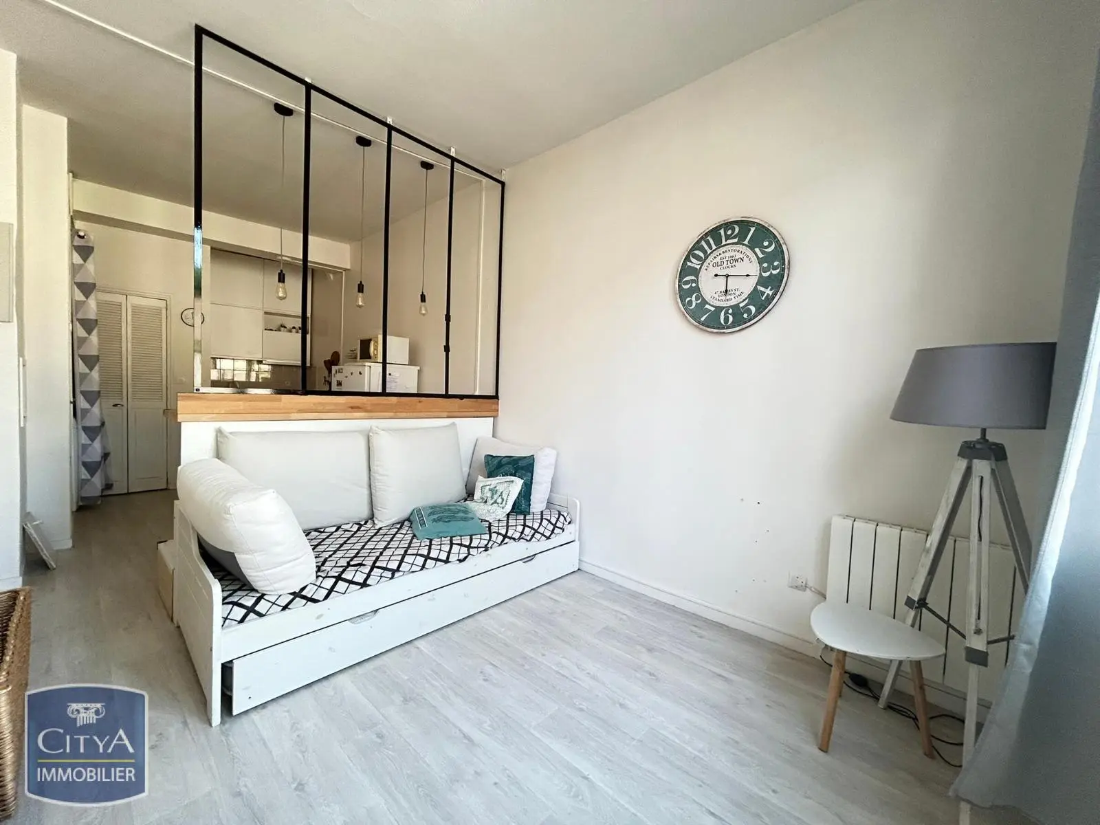 Photo 2 Appartement 1 pièce 22.87m²