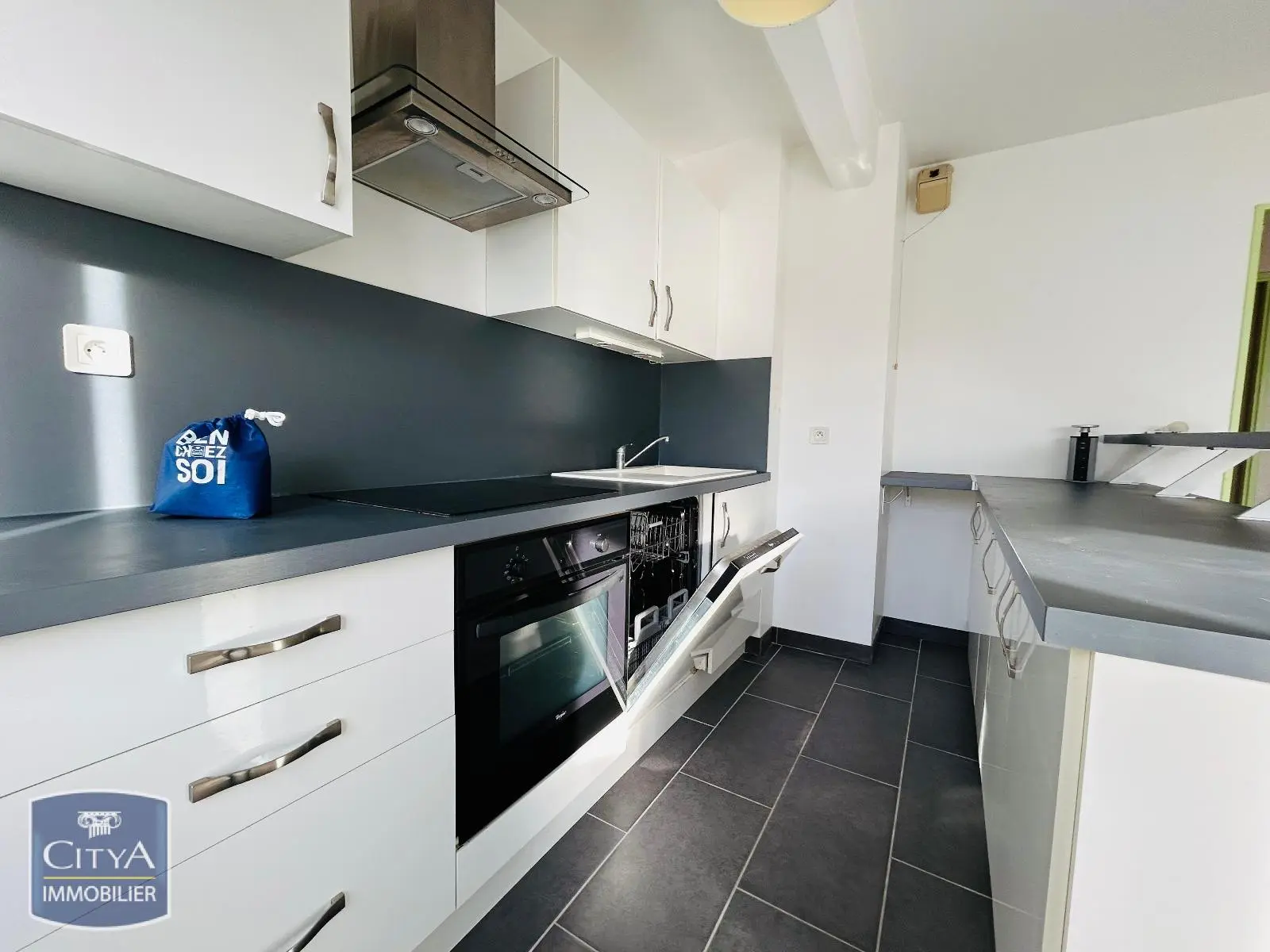 Photo 1 Appartement 2 pièces 49.09m²