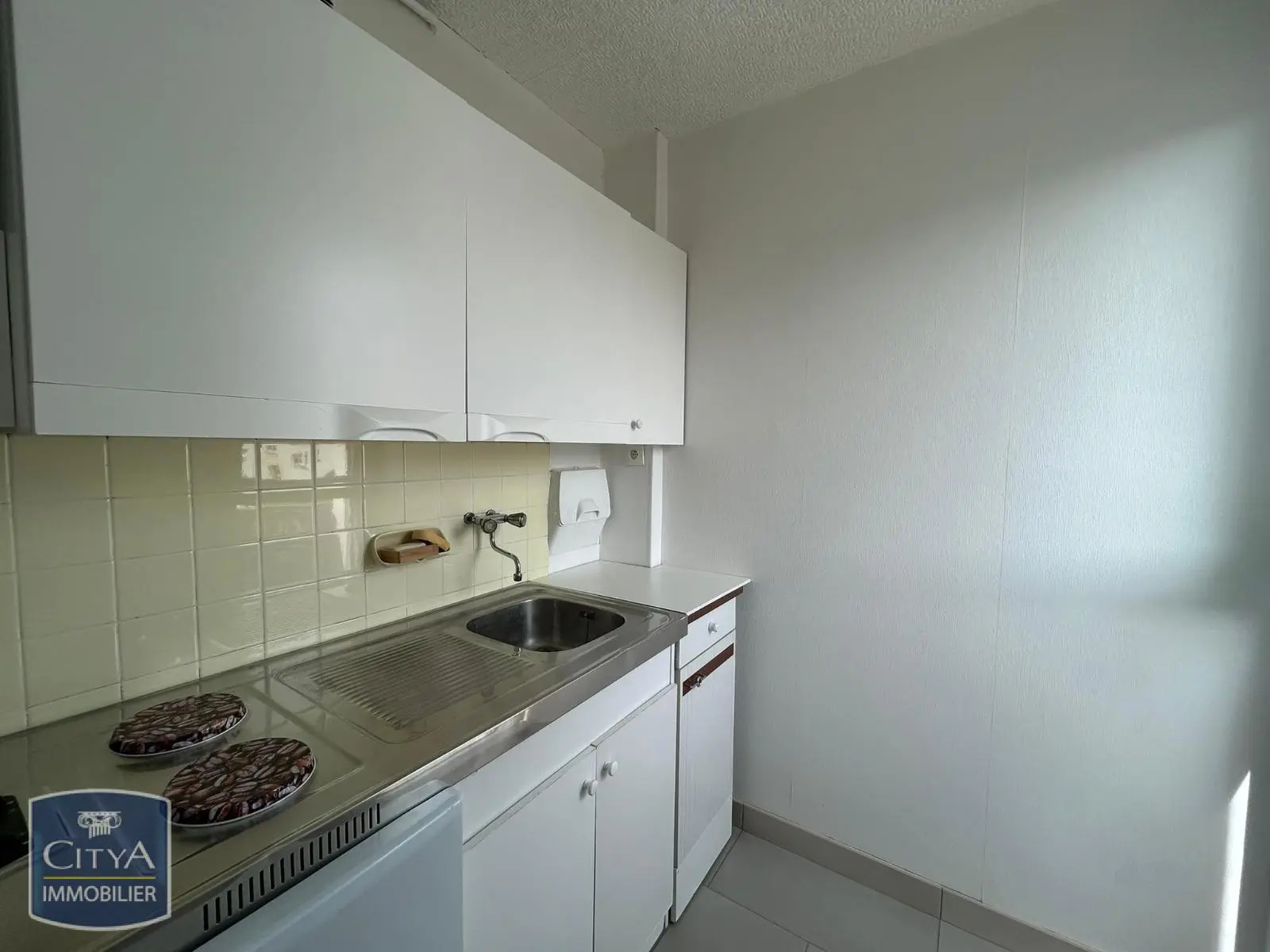 Photo 3 Appartement 1 pièce 23.53m²