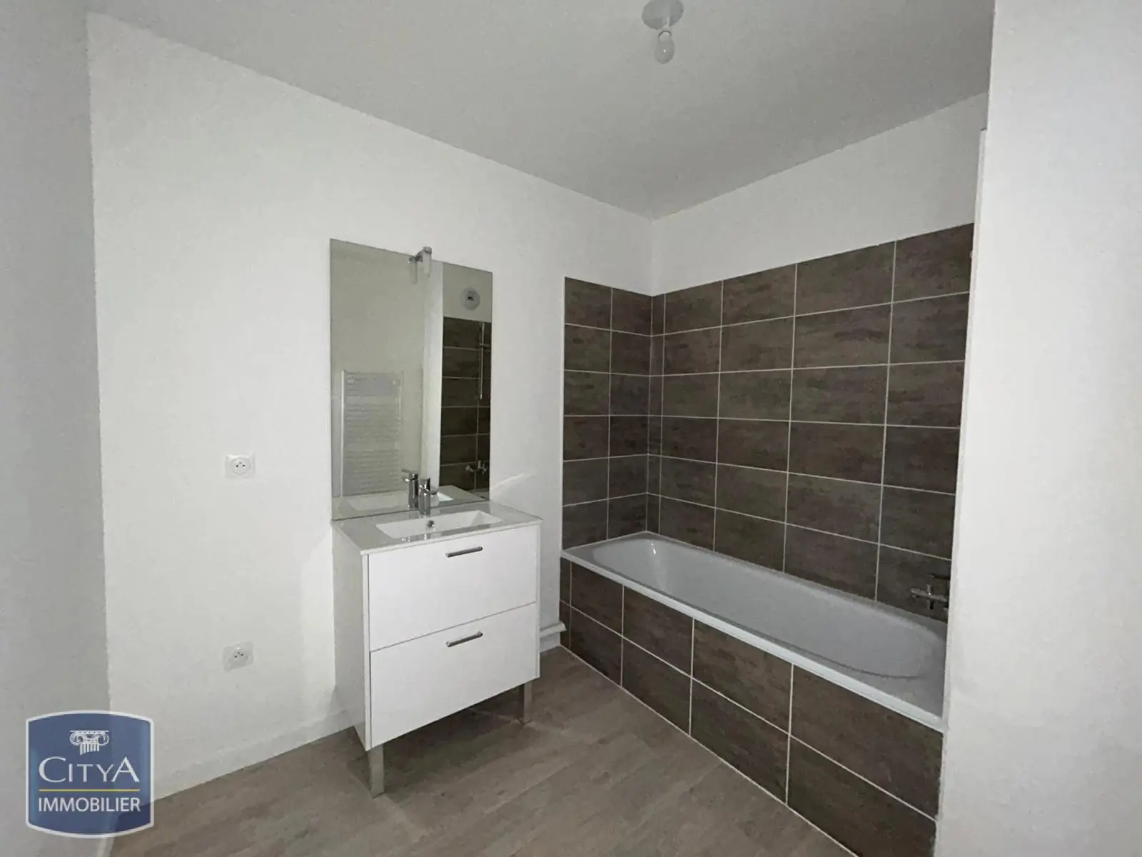 Photo 5 appartement Luisant
