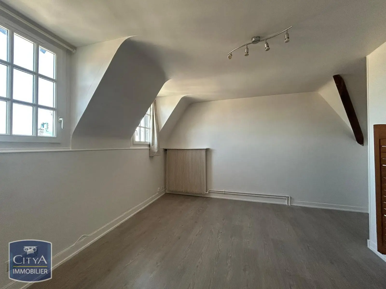 Photo 2 Appartement 1 pièce 30.16m²