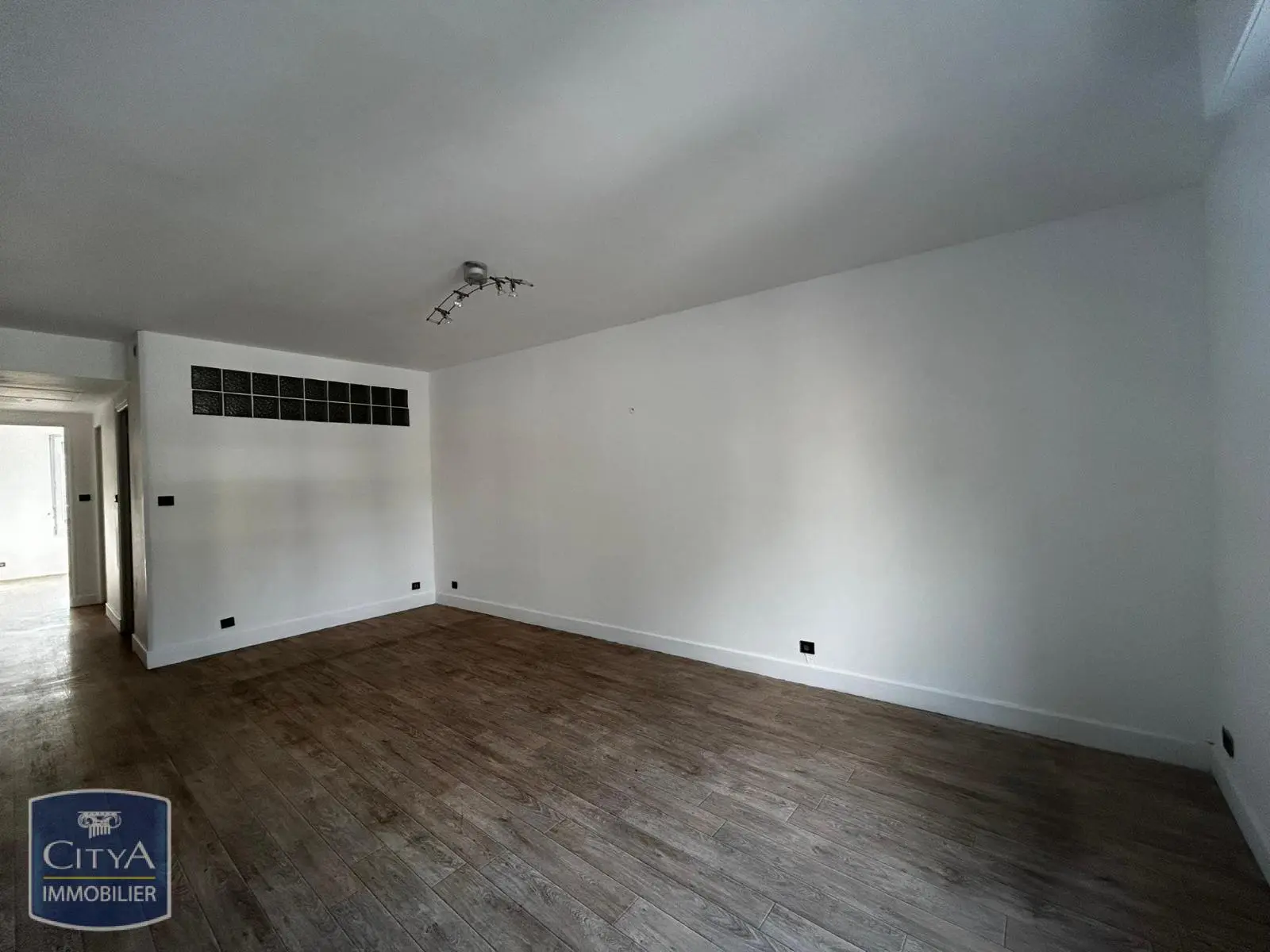Photo 3 Appartement 2 pièces 56m²