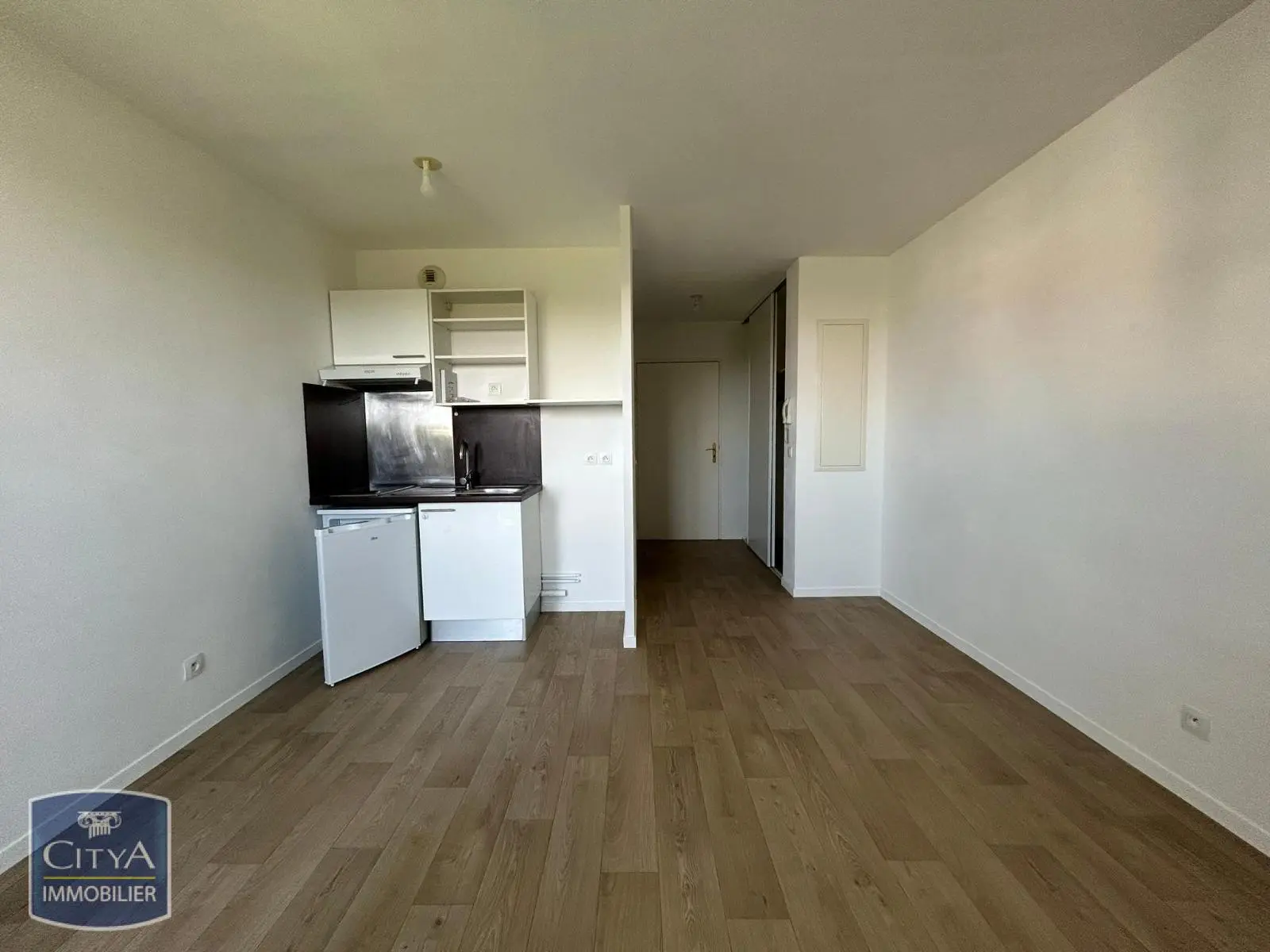 Photo 2 Appartement 1 pièce 24.03m²