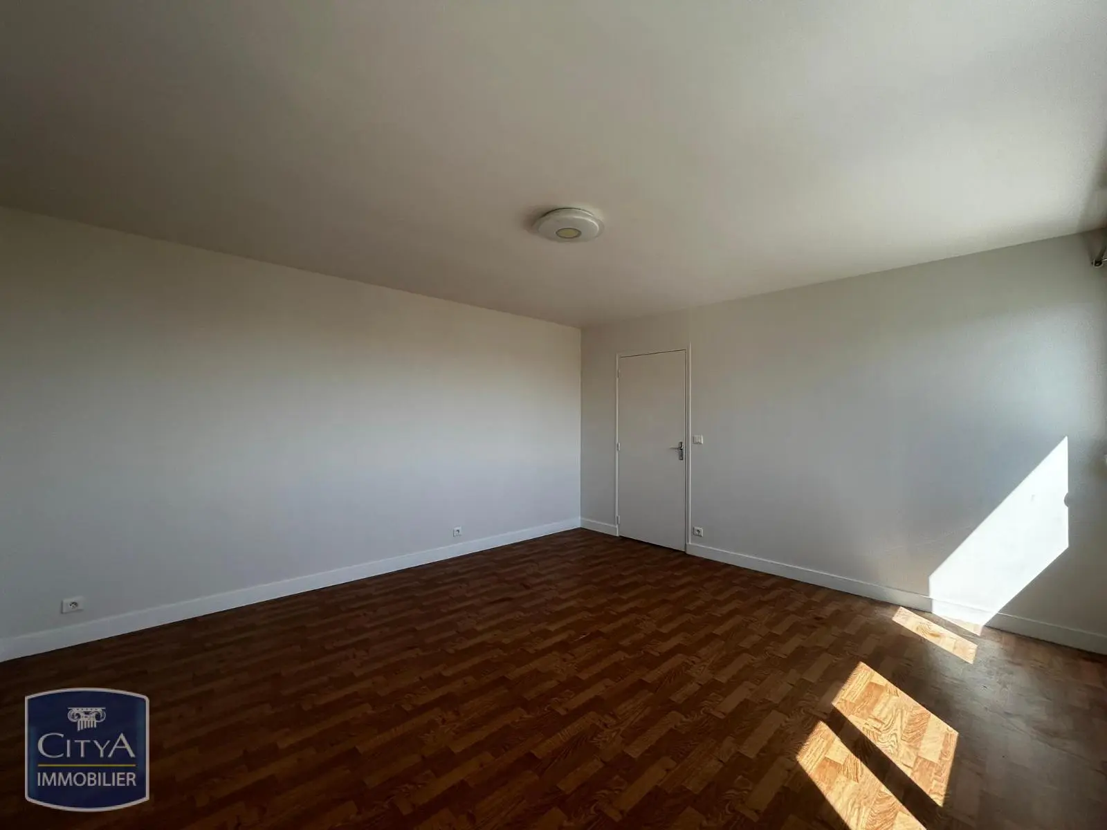 Photo 3 Appartement 2 pièces 56.19m²