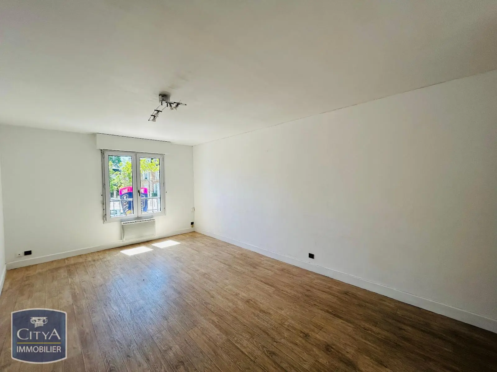 Photo 1 Appartement 2 pièces 55.98m²