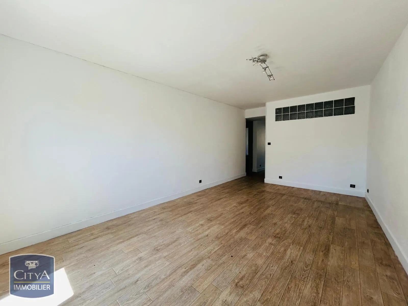 Photo 3 Appartement 2 pièces 55.98m²