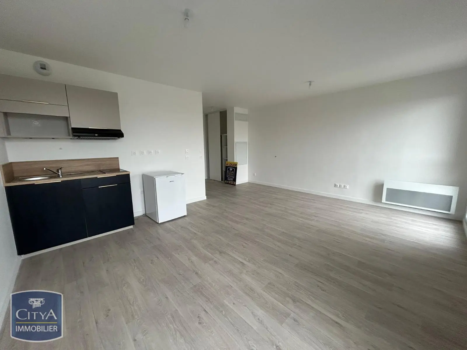 Photo 2 Appartement 1 pièce 33.91m²