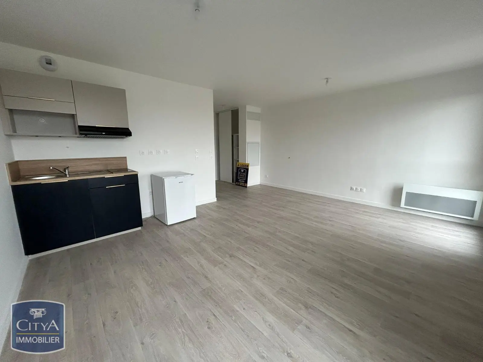 Photo 3 Appartement 1 pièce 33.91m²