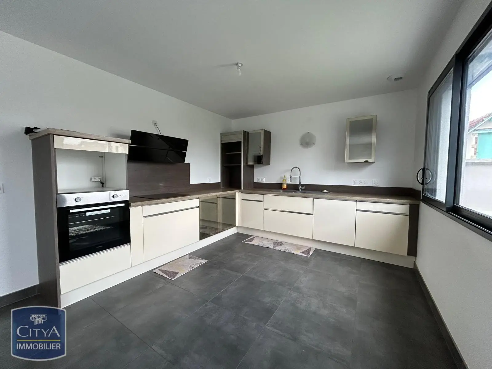 Photo 4 pour Maison 5 pièces 117m² Photo 4 Maison 5 pièces 117m²