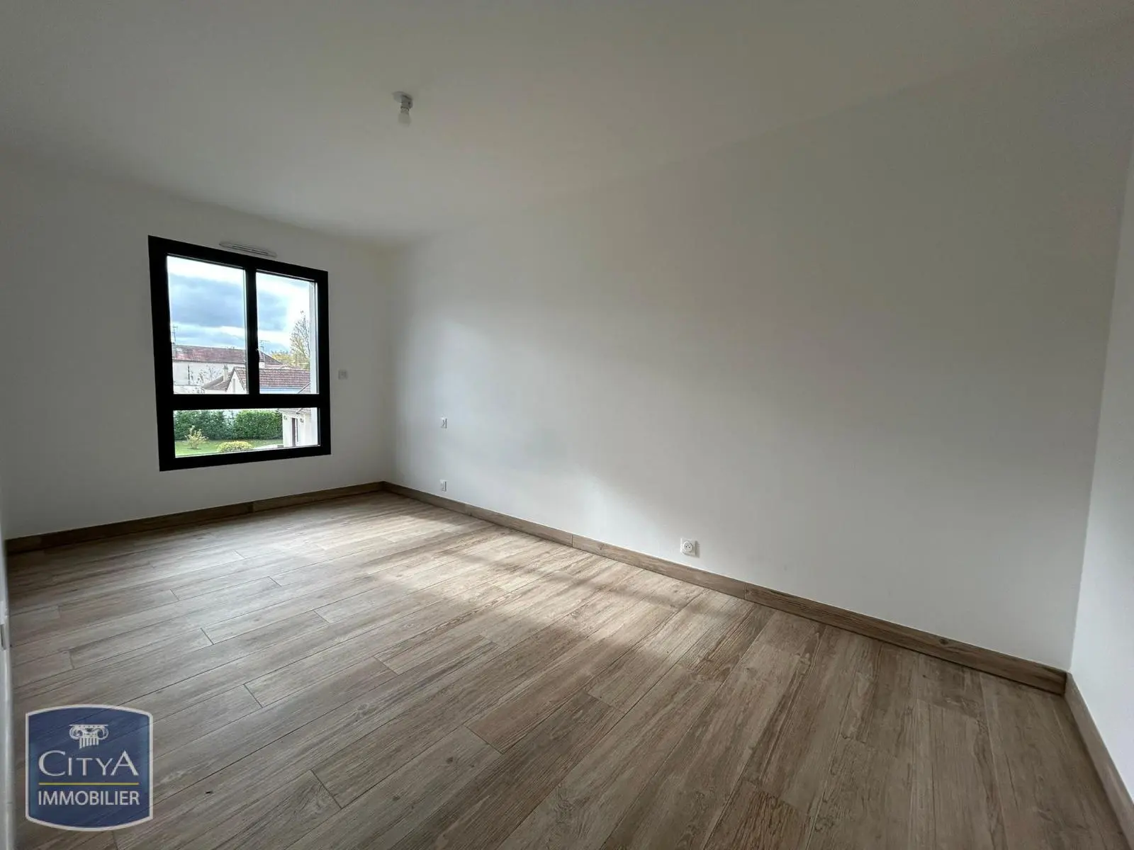 Photo 6 pour Maison 5 pièces 117m² Photo 6 Maison 5 pièces 117m²