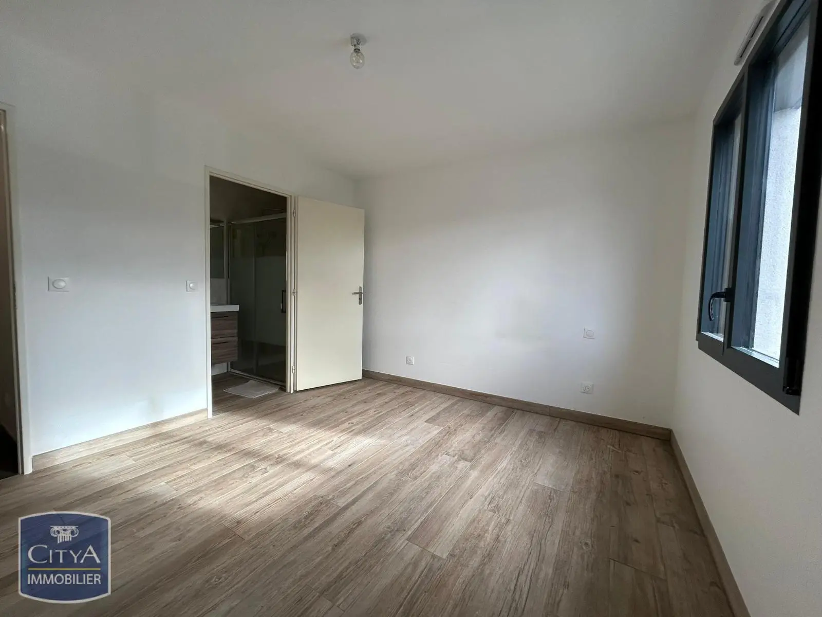 Photo 7 pour Maison 5 pièces 117m² Photo 7 Maison 5 pièces 117m²