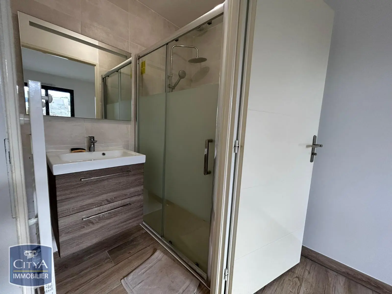 Photo 11 pour Maison 5 pièces 117m² Photo 11 Maison 5 pièces 117m²