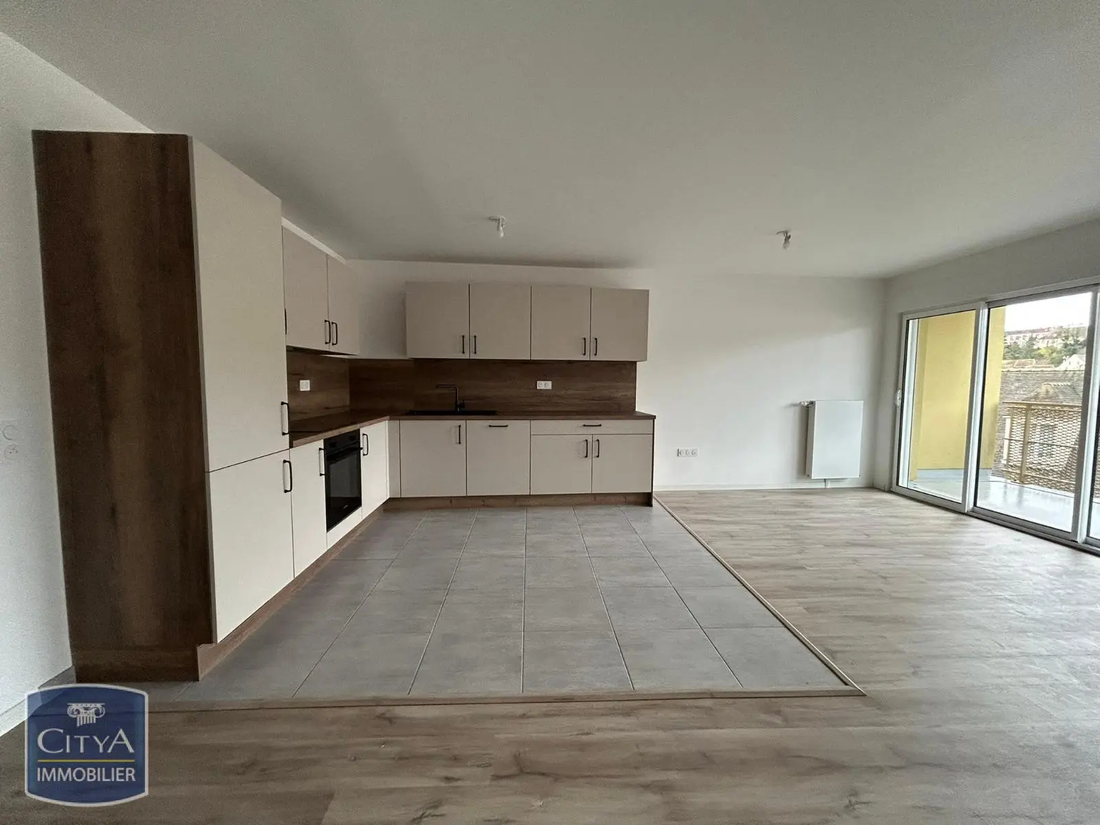 Photo 2 Appartement 3 pièces 75.65m²